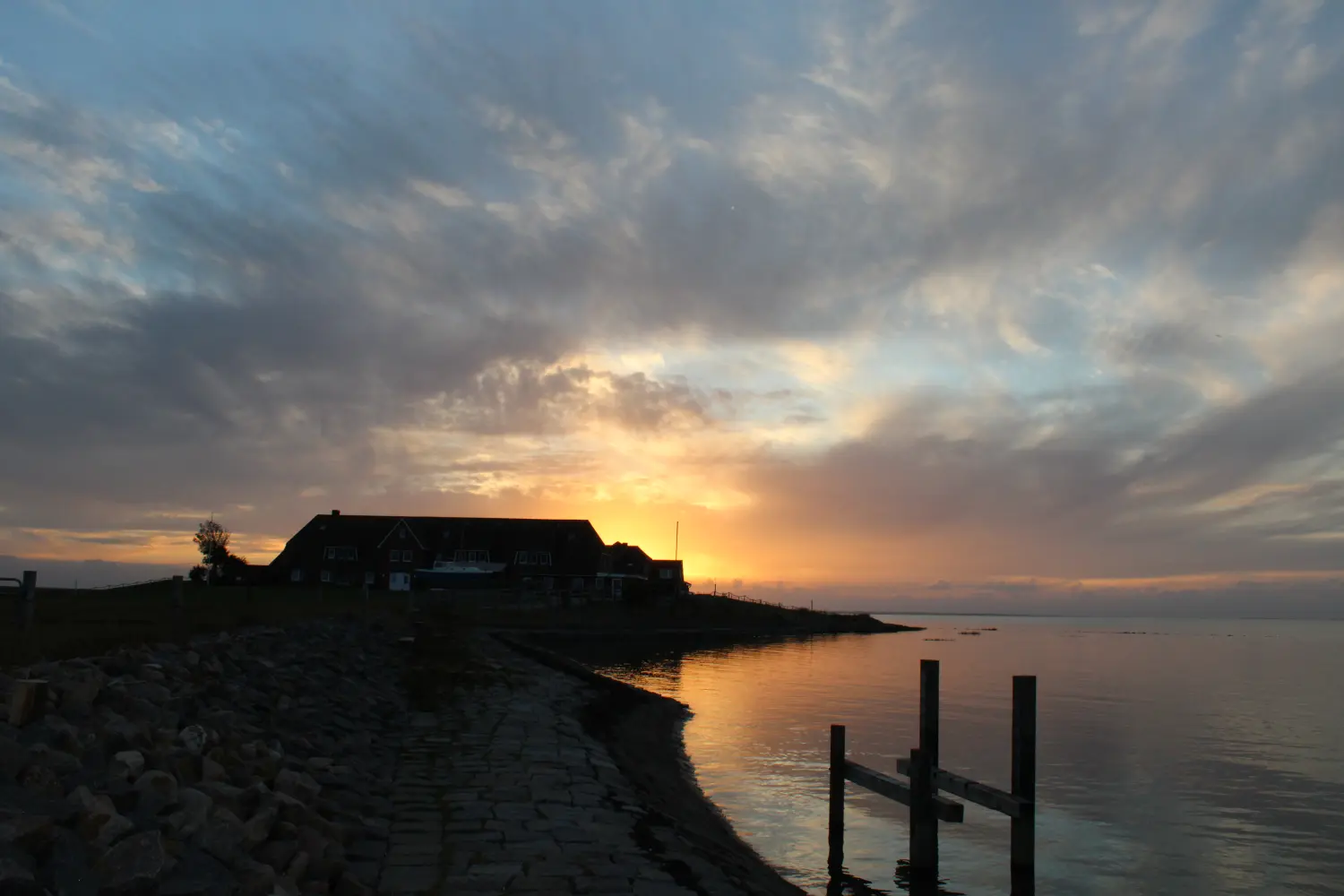 Sonnenuntergang im Gästehaus Bi de Ley auf Norderhörn